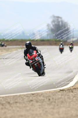 media/Jun-07-2025-TrackDaz (Sat) [[4413525952]]/C Group/240pm (Turn 9)/